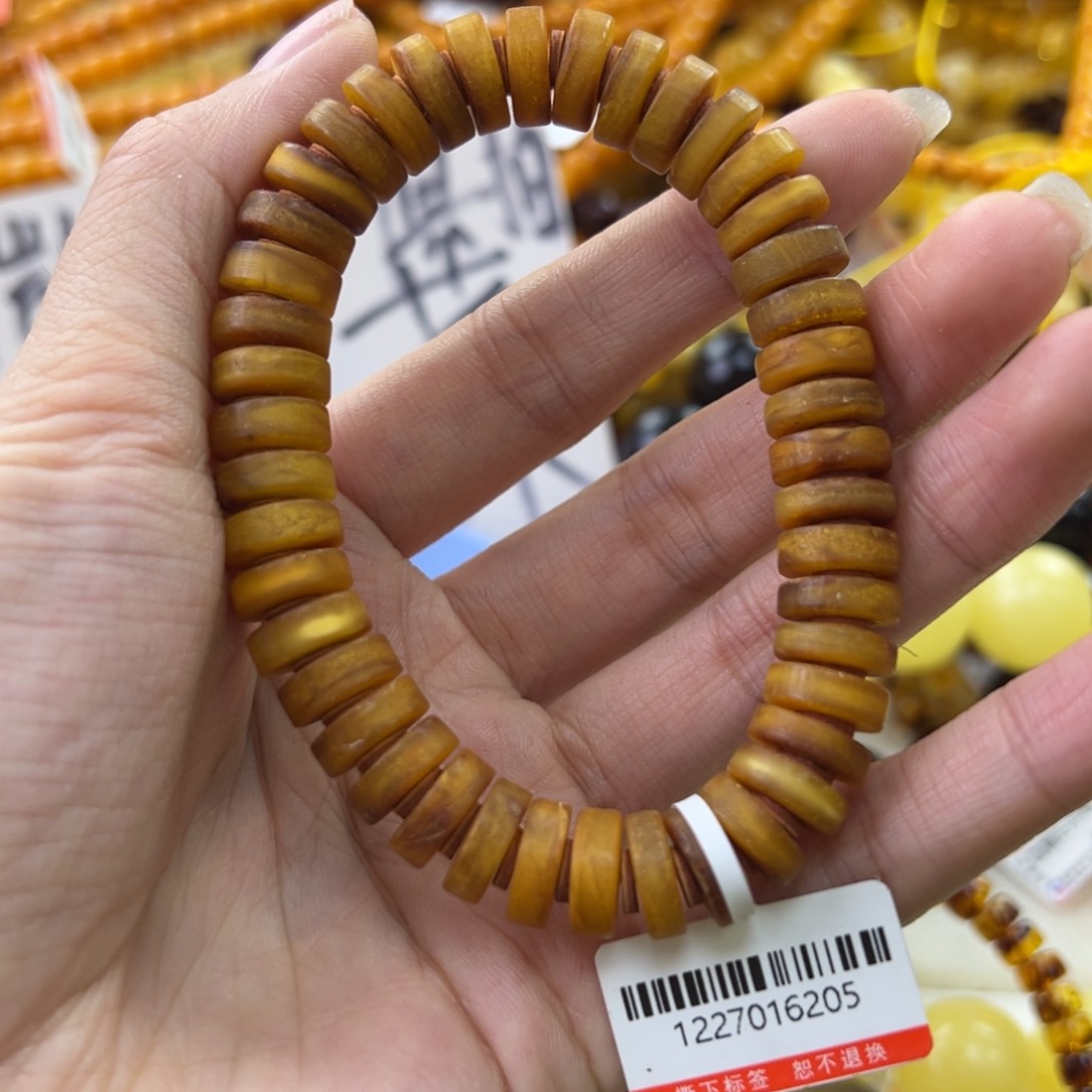 琥珀珠宝奇石未镶嵌