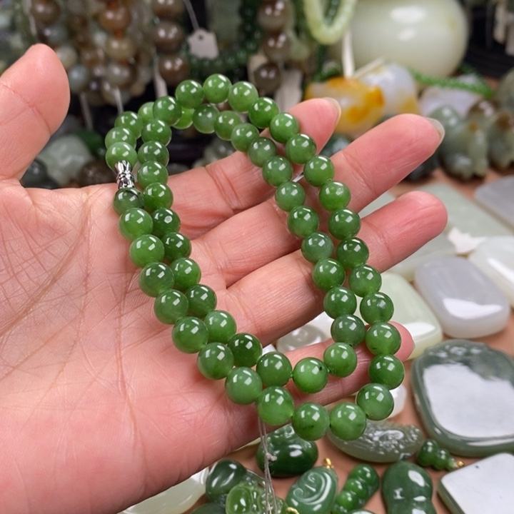 和田玉（碧玉）未镶嵌颈饰