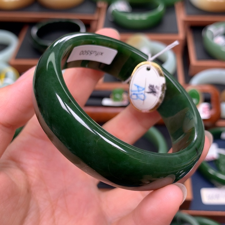 和田玉（碧玉）手镯未镶嵌59