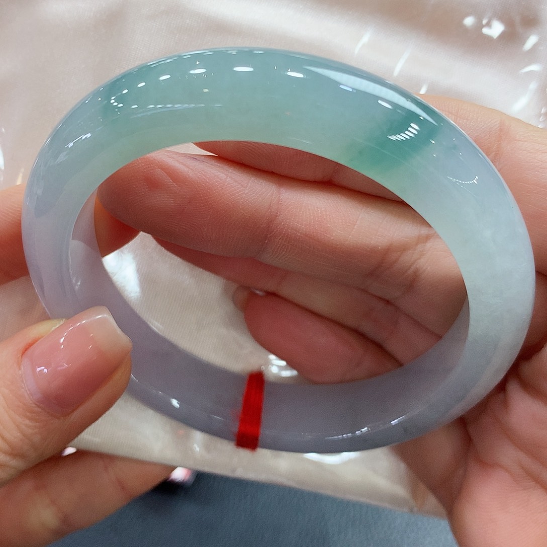 翡翠未镶嵌手镯58.7正圈两天鉴赏