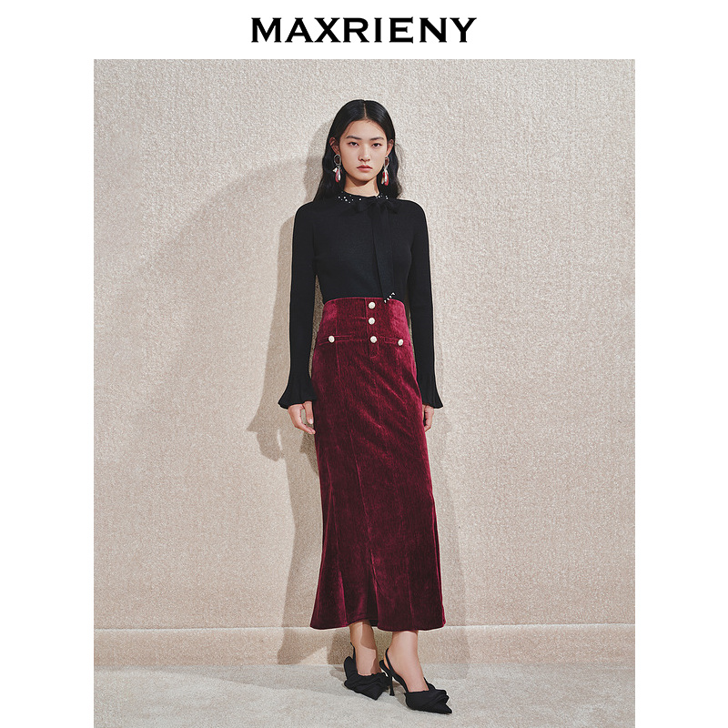 MAXRIENY【商场同款】安哥拉红鱼尾半裙25秋丝绒修身高腰包臀长裙