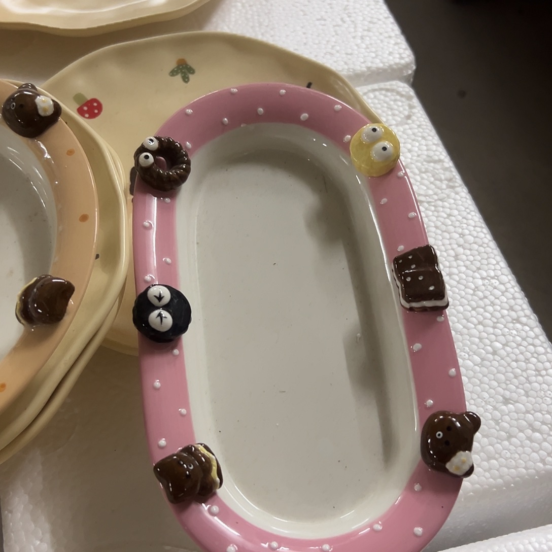 瓷微瑕粉色曲奇8寸鱼盘一个