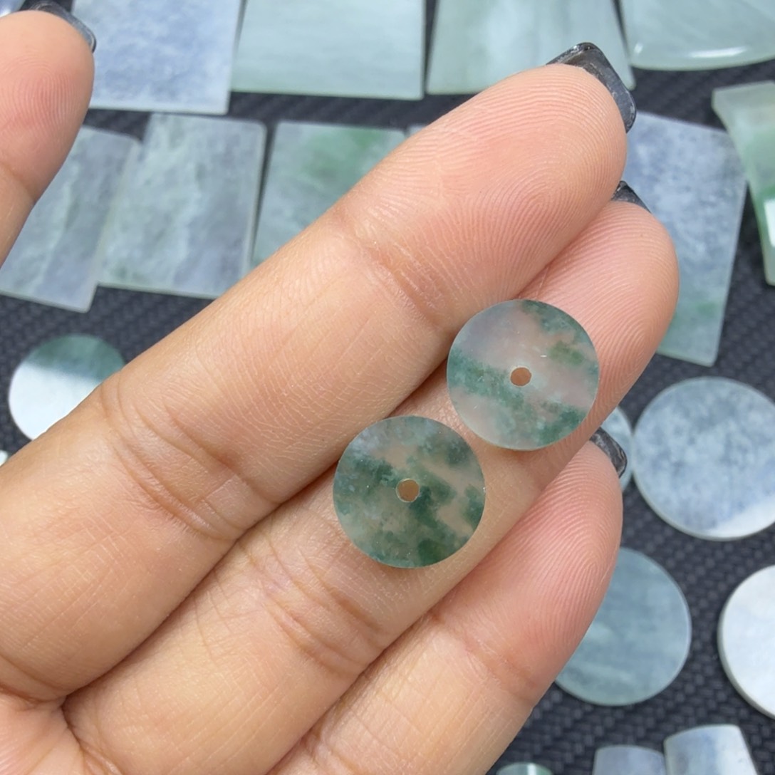 翡翠颈饰未镶嵌天然缅甸a货翡翠