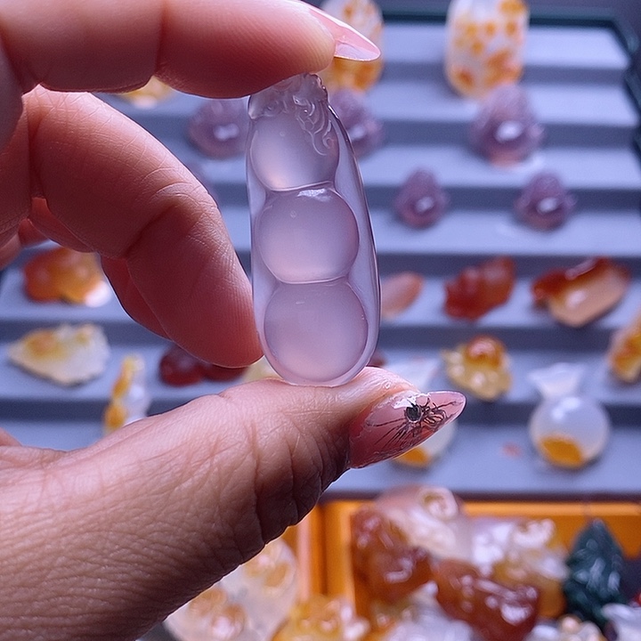 玛瑙/玉髓颈饰未镶嵌