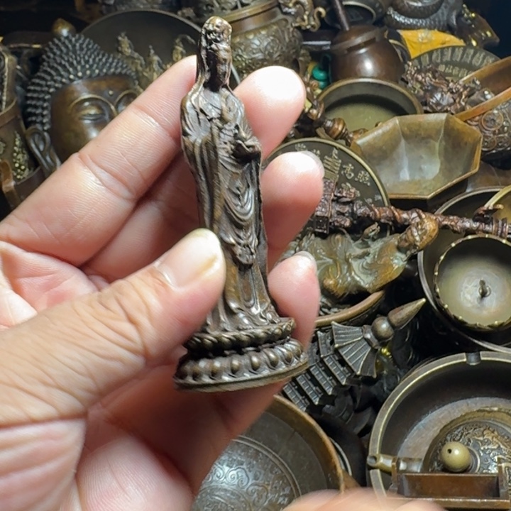 铜器摆件收收藏藏