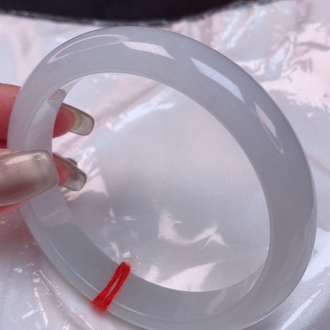 翡翠手镯未镶嵌62+ 翡翠手镯