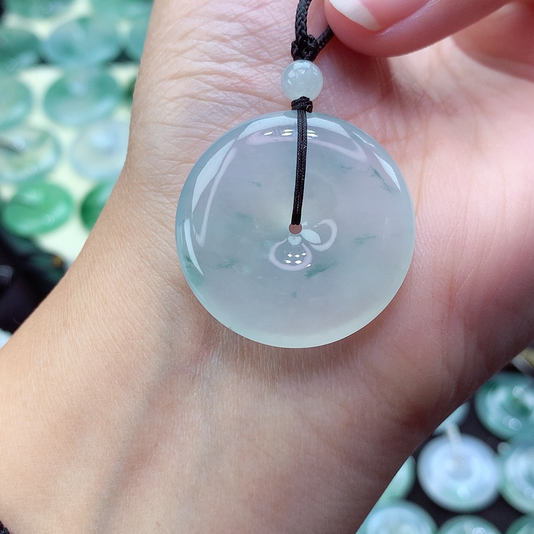 翡翠颈饰未镶嵌33尺寸29.5-5.9