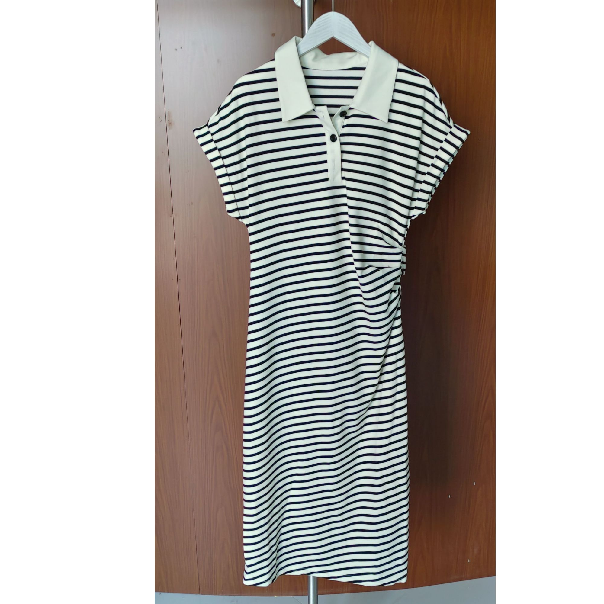 宽松夏季针织翻领春季条纹休闲连衣裙气质百搭夏装女装条纹