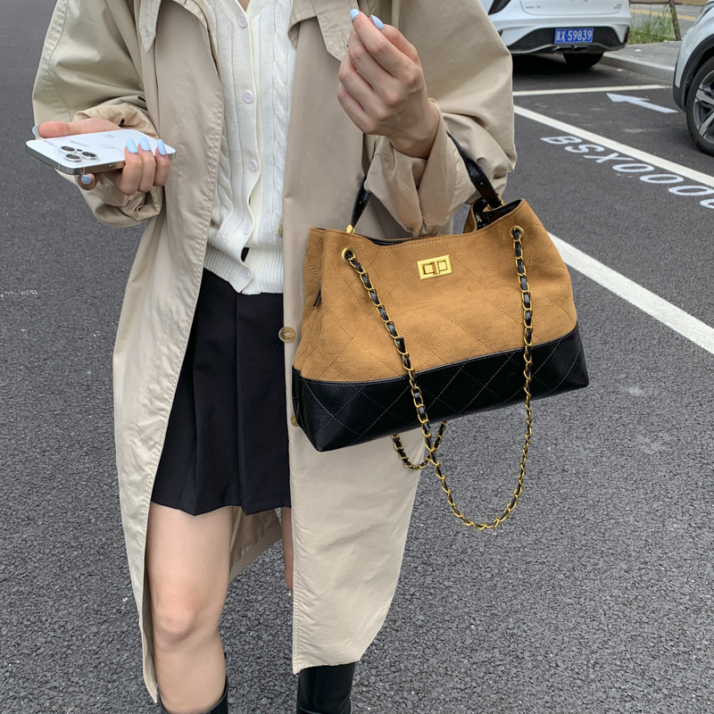 【爆款流浪包】法式美拉德复古小香风菱形链条流浪包时尚通勤包F63