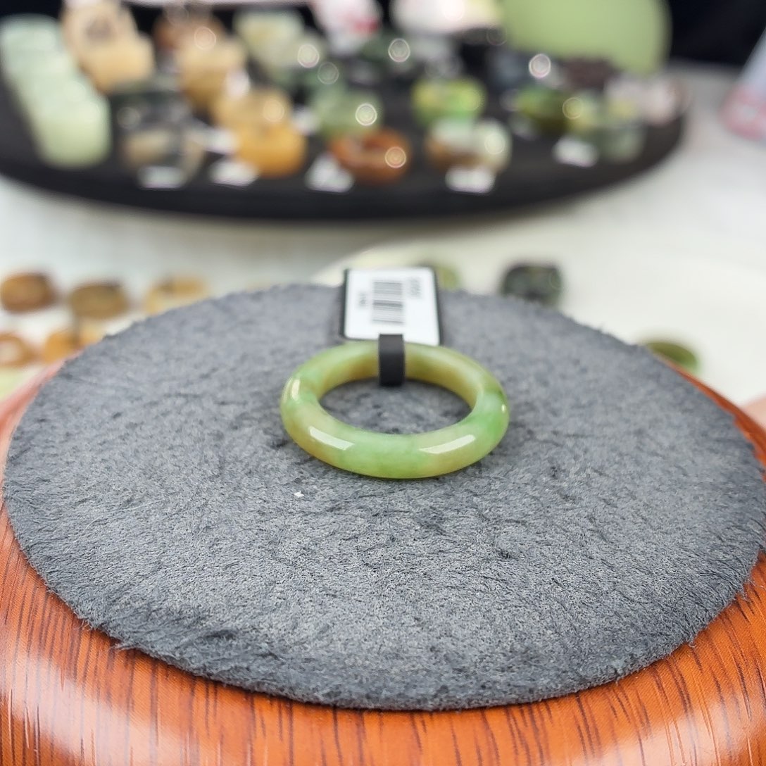 和田玉未镶嵌戒指b69黑羊洞泥鳅背17