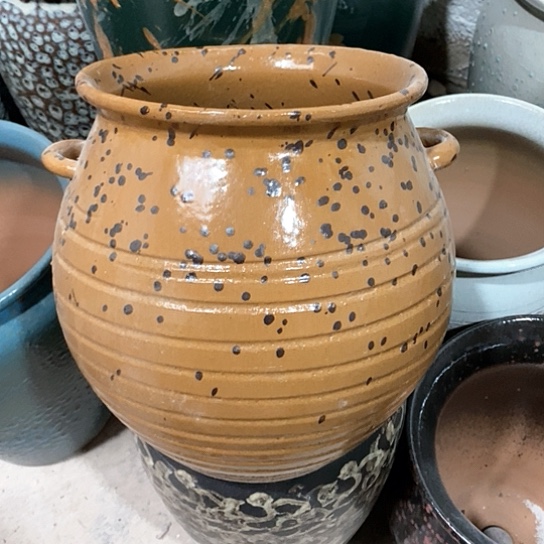 紫砂花盆口19高度24黄色