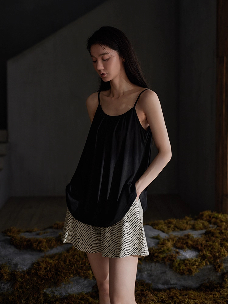 带胸垫睡衣女款夏季2025新款莫代尔吊带短裤凉感家居服套装可外穿