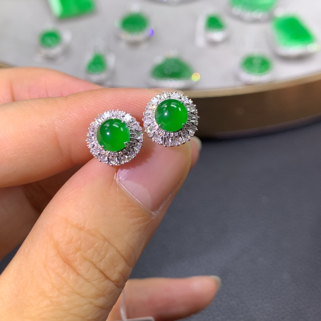 翡翠耳饰18K金镶嵌翡翠