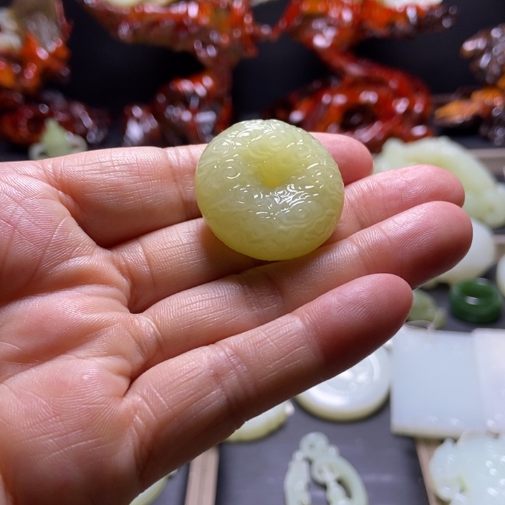 未镶嵌和田玉挂件