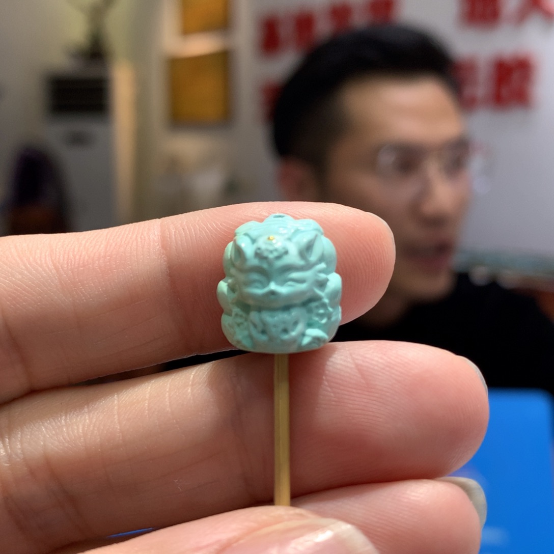 绿松石配饰未镶嵌
