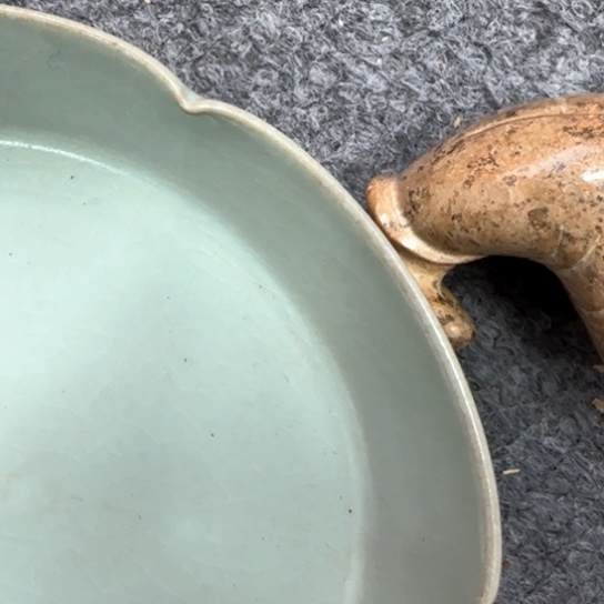 摆件强****7b f d f j c f g c