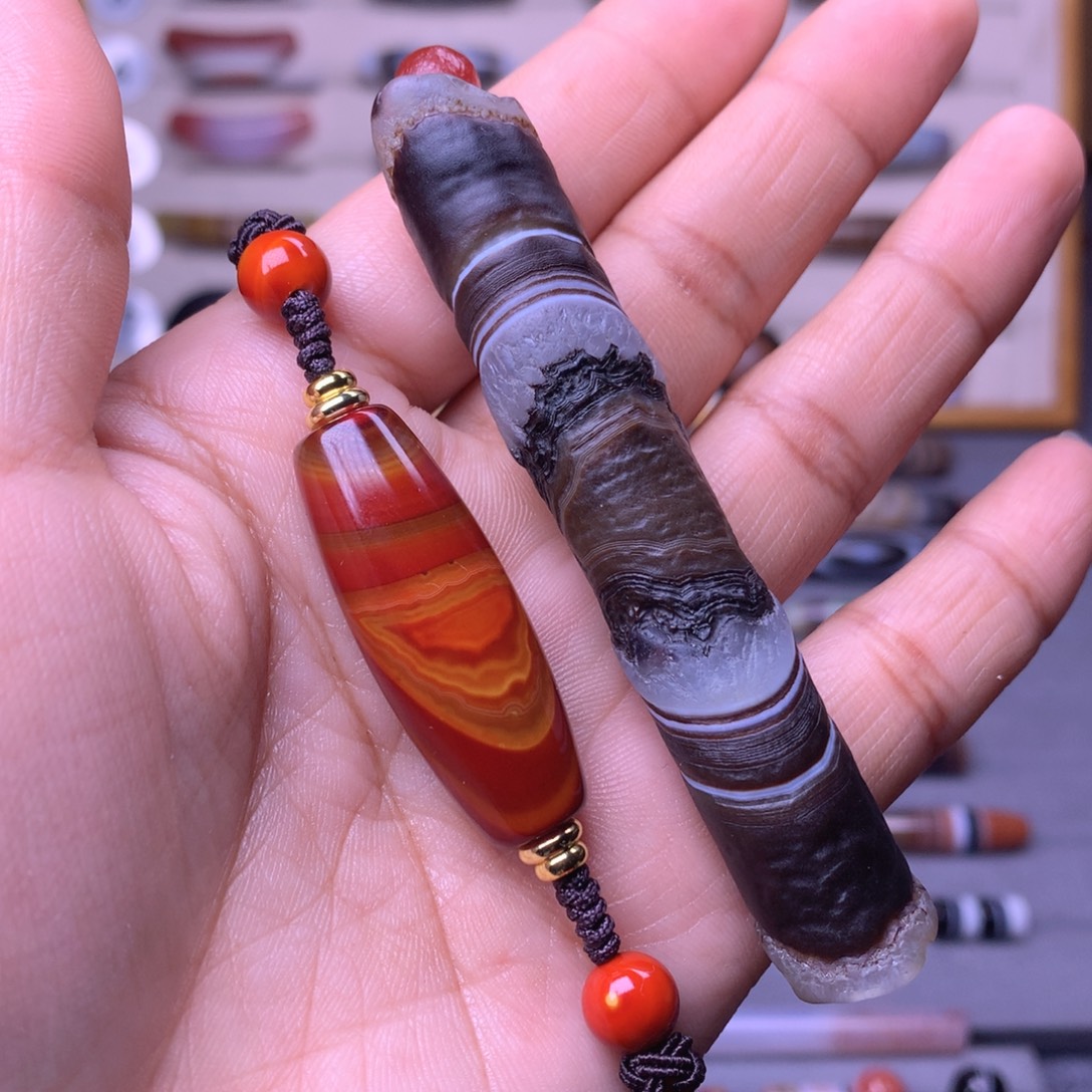 道***安玛瑙/玉髓未镶嵌珠宝奇石