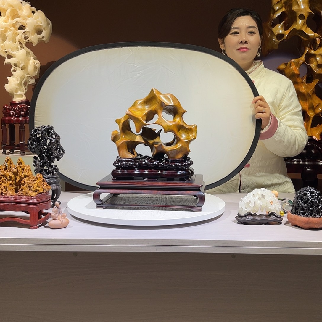 用***0太湖石摆件，高39宽25