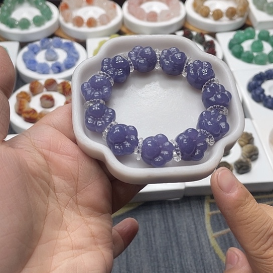 石英质玉（非洲翠）合金手串