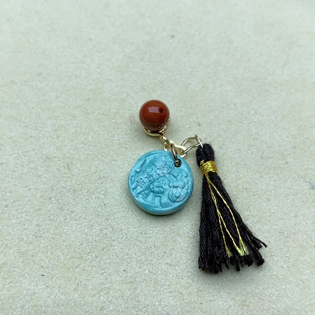 南红玛瑙配饰未镶嵌