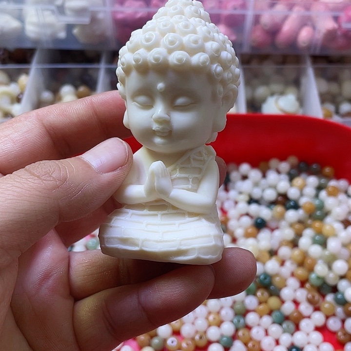 白玉菩提吊坠宝宝佛