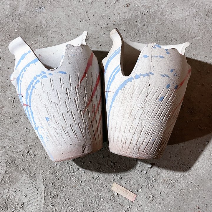 红陶口径14高度21两只瑕疵