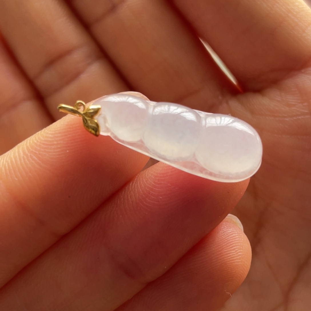 翡翠颈饰18K金镶嵌福豆