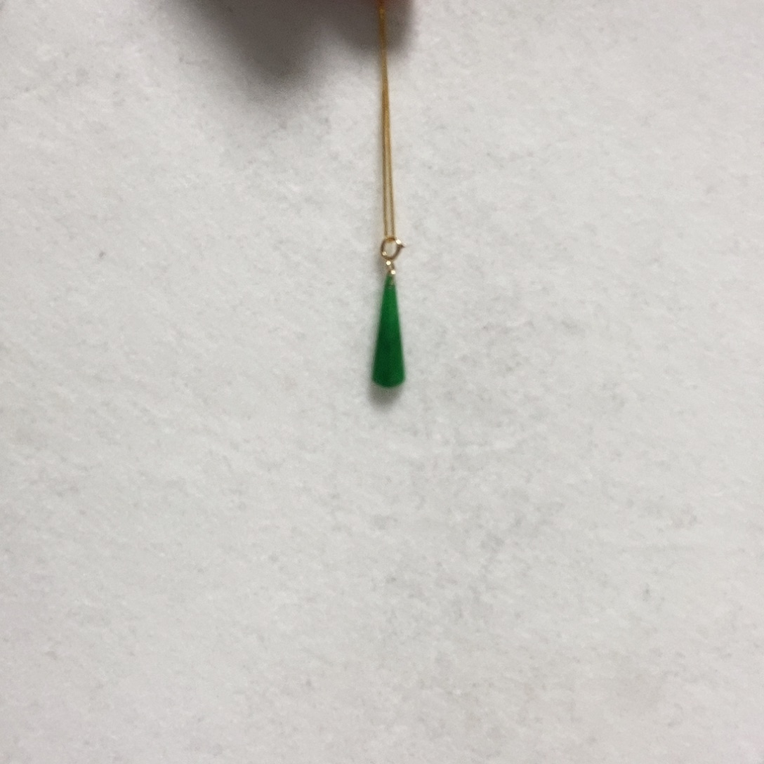 翡翠颈饰18K金镶嵌简单