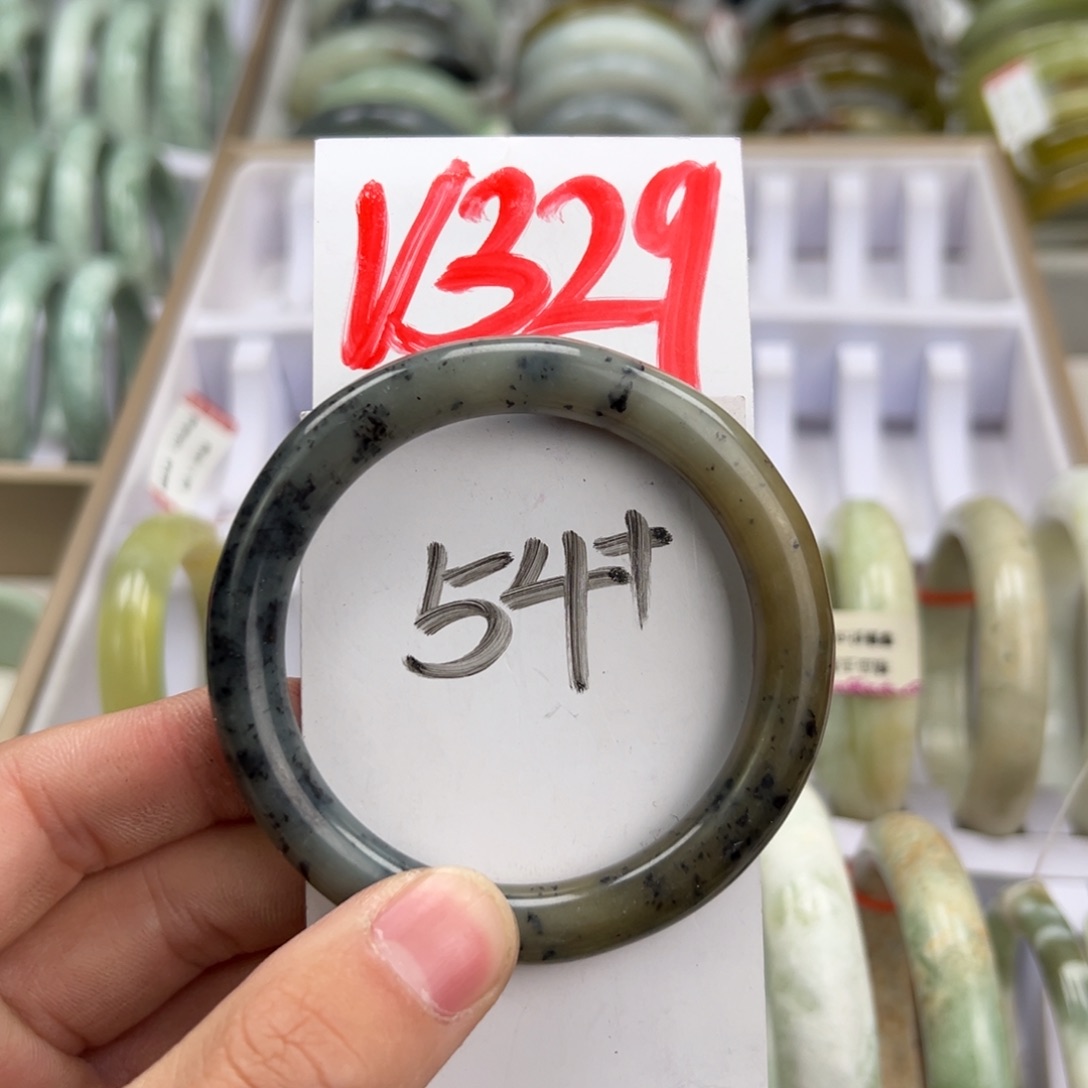 岫玉手镯未镶嵌天然岫玉微瑕