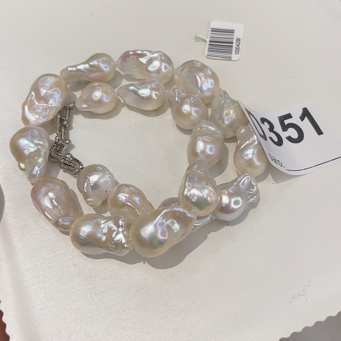 淡水珍珠颈饰合金