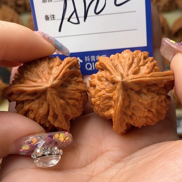 桃核吊坠麋*大三棱大三棱