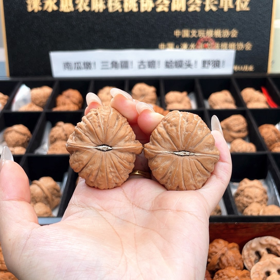 把件文玩核桃A****T40南瓜全品矮桩平底大肉纹40A11