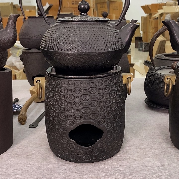 1团花碳炉+颗粒铁壶900毫升纯手工打造