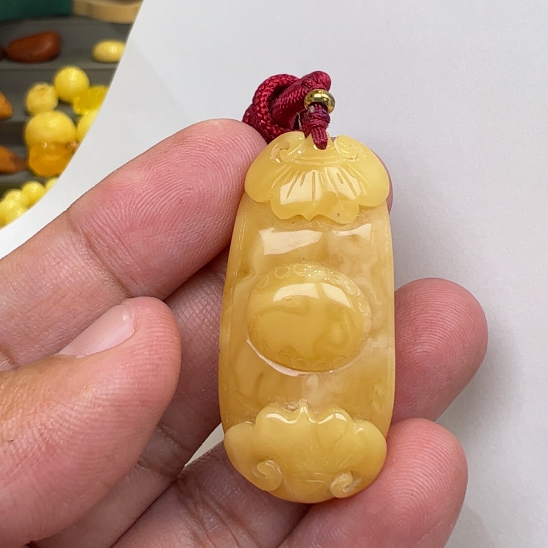 【闪购商品】琥珀裸石未镶嵌8克