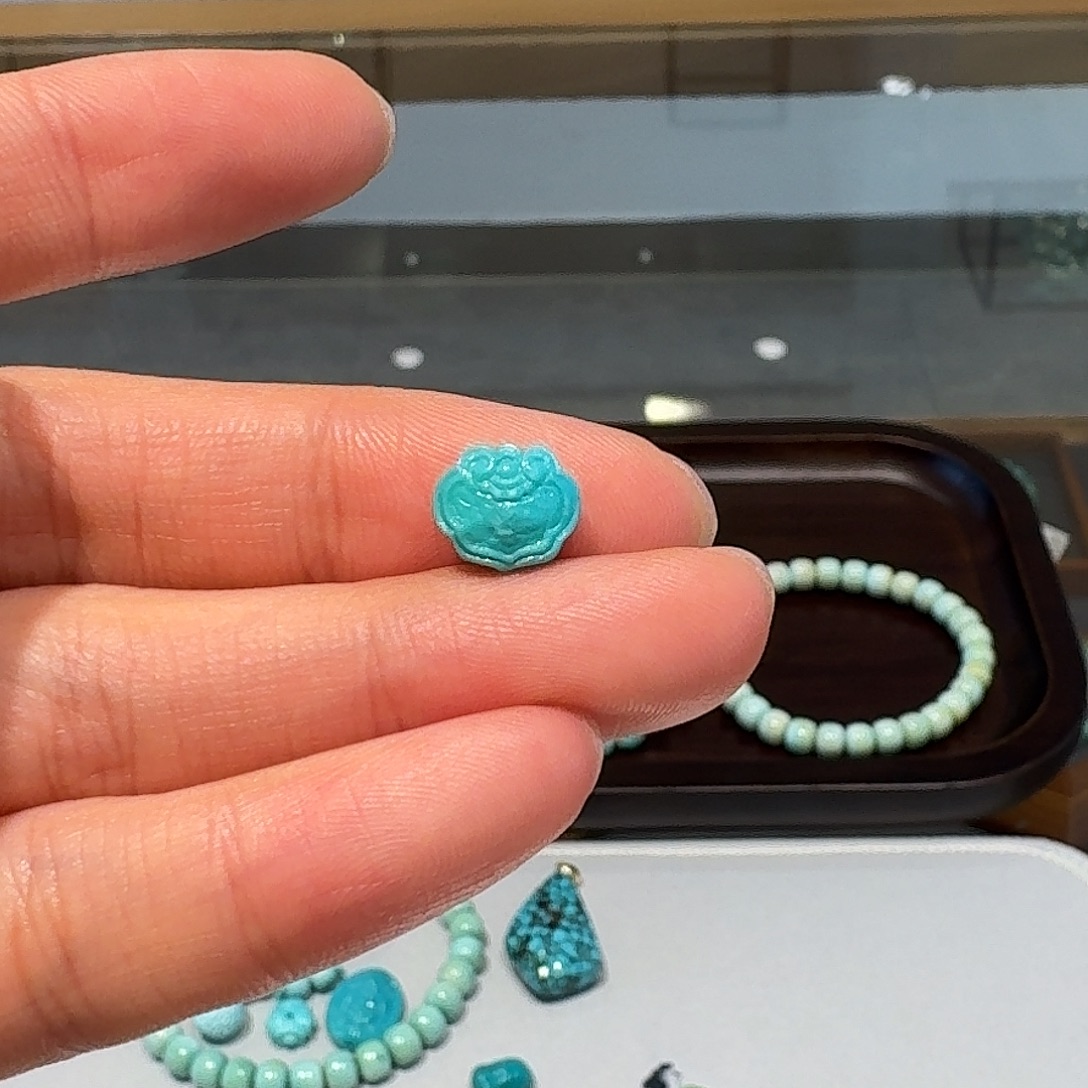 绿松石未镶嵌天然原矿绿松石配饰