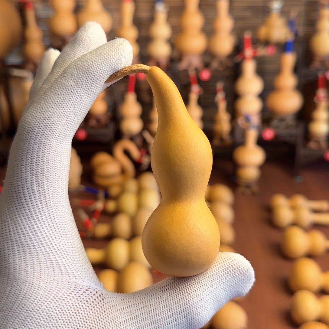 老皮本捻手把葫芦