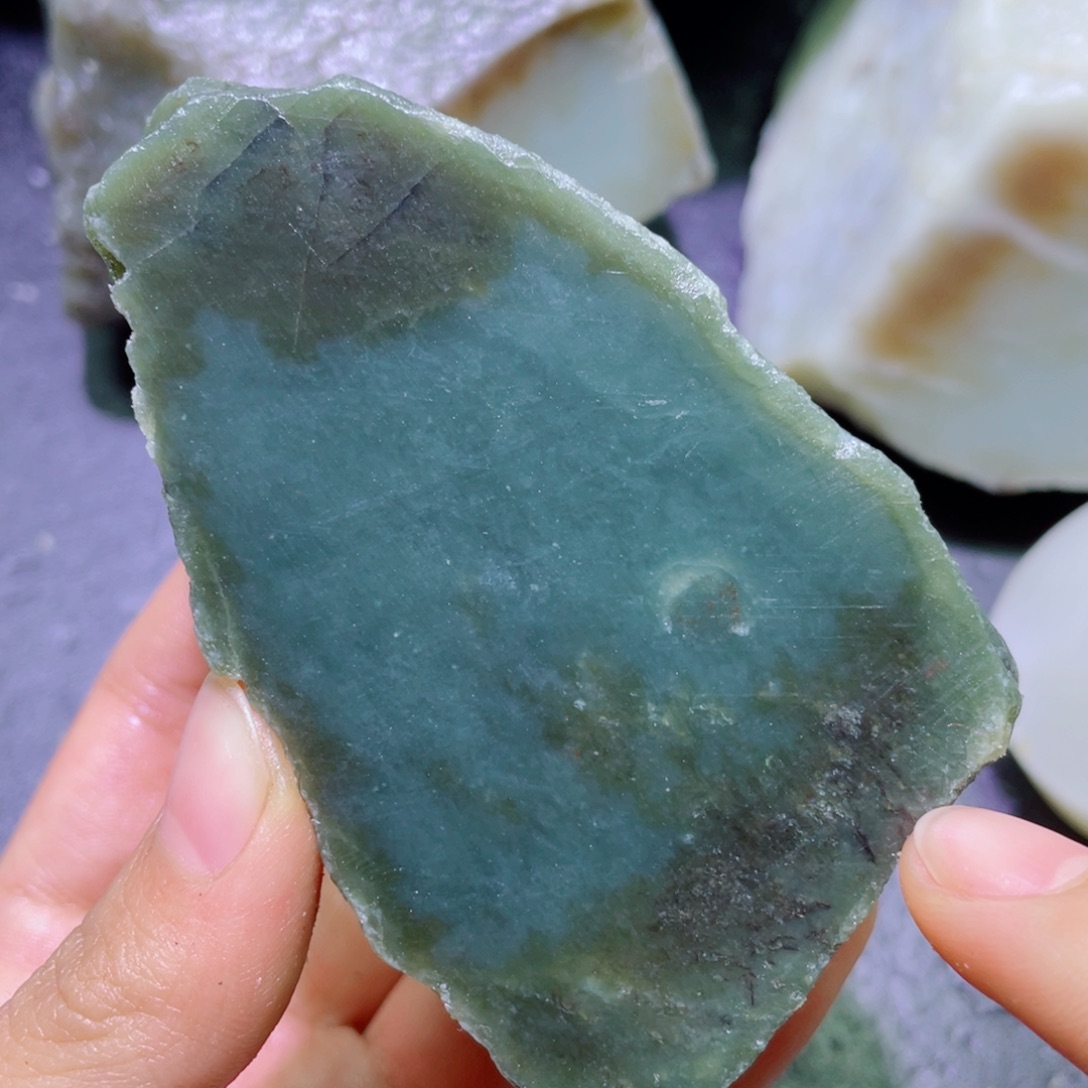 和田玉未镶嵌珠宝半成品