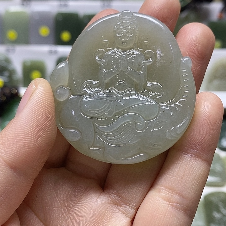 和田玉未镶嵌颈饰