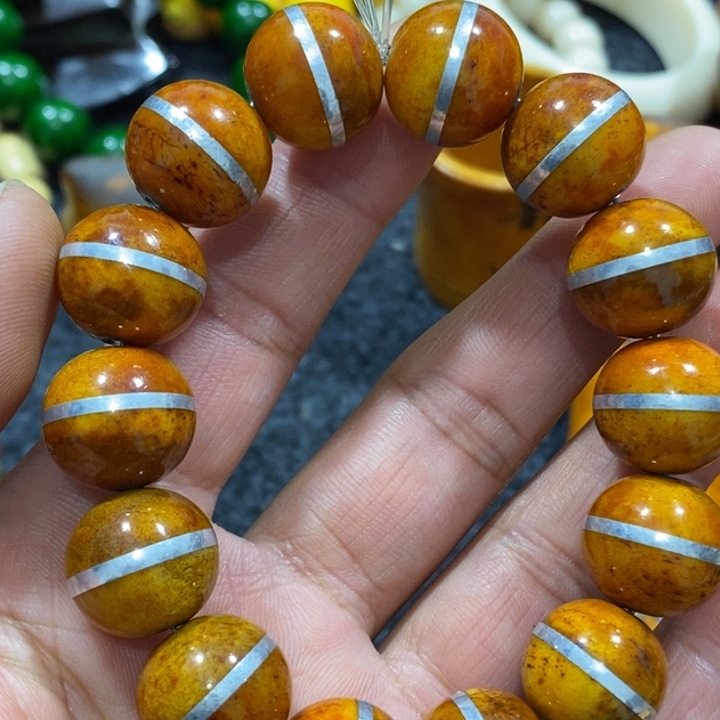 滴血莲花菩提吊坠