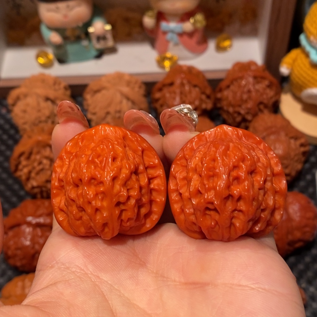 吊坠桃核33.7秦闷，0943