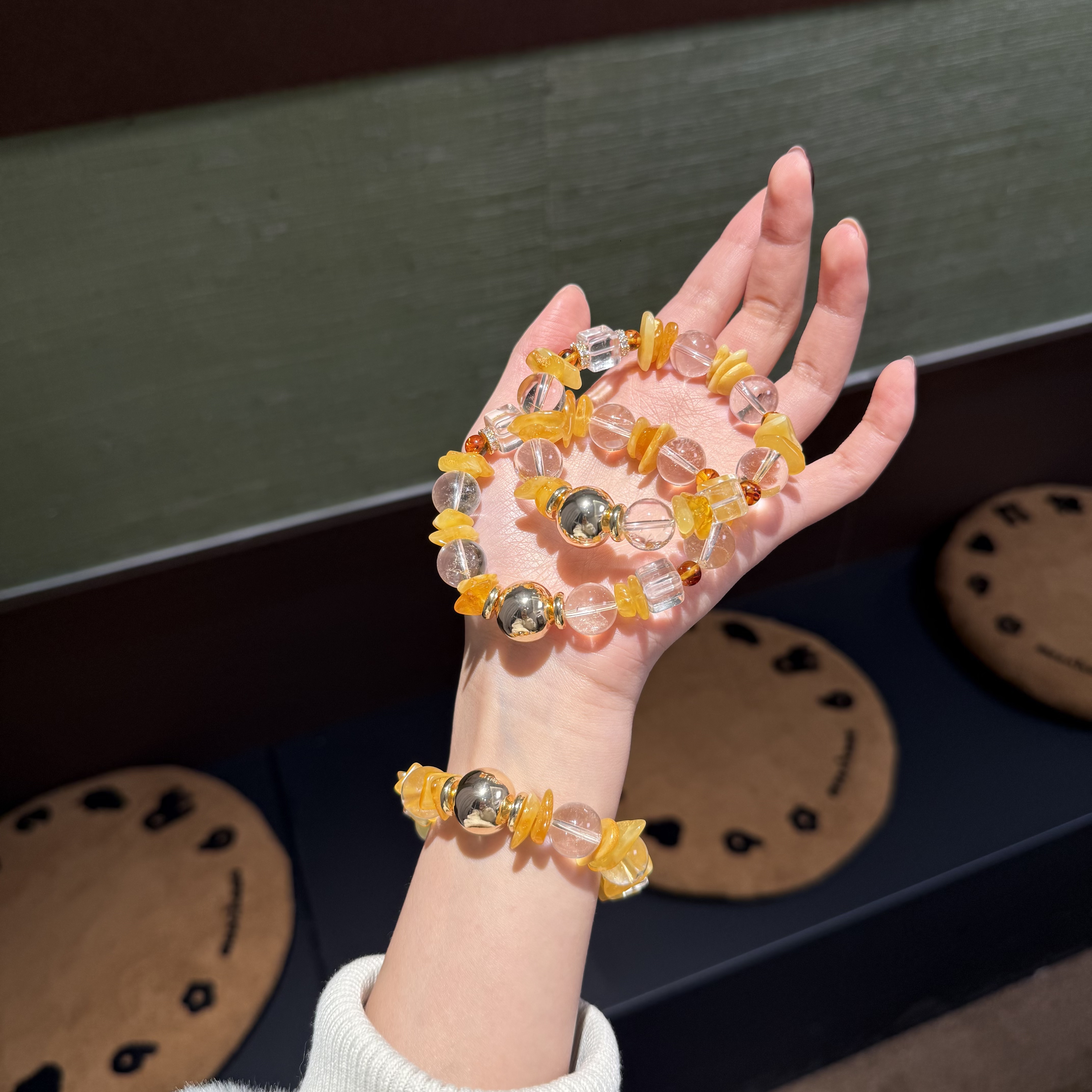 *秋风扫落叶*天然蜜蜡隔片白水手串