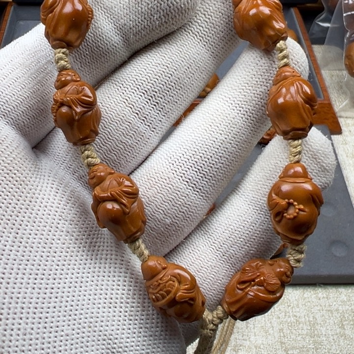 橄榄核手串橄榄核雕工艺制作