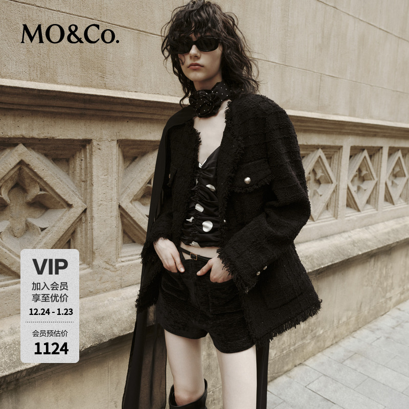 MOCO秋季重工编织肌理手工流苏闪葱垫肩箱型外套MBC3COTK06