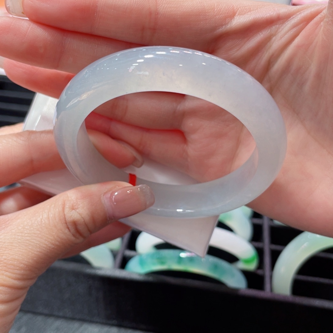 翡翠未镶嵌手镯54.5白冰