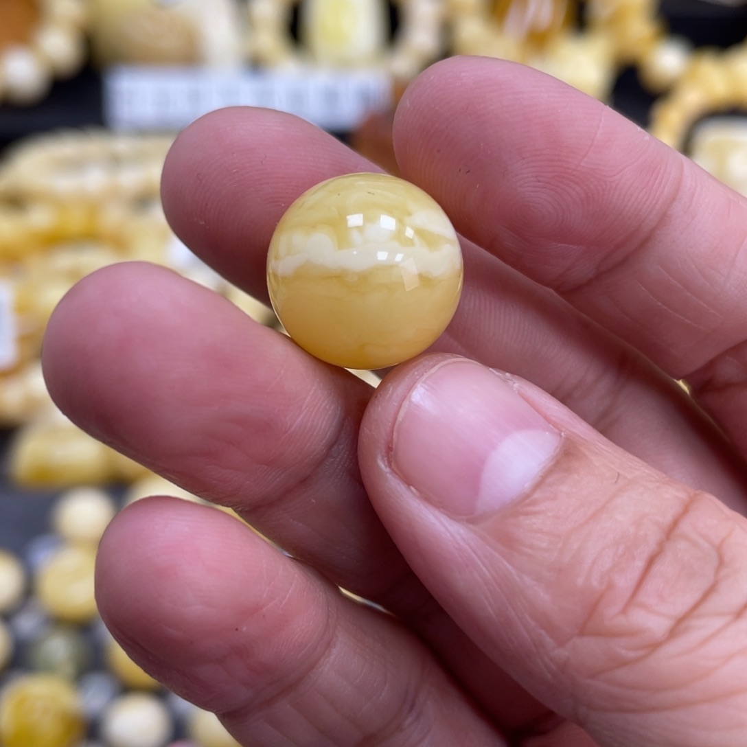 琥珀珠宝奇石未镶嵌15.7mm