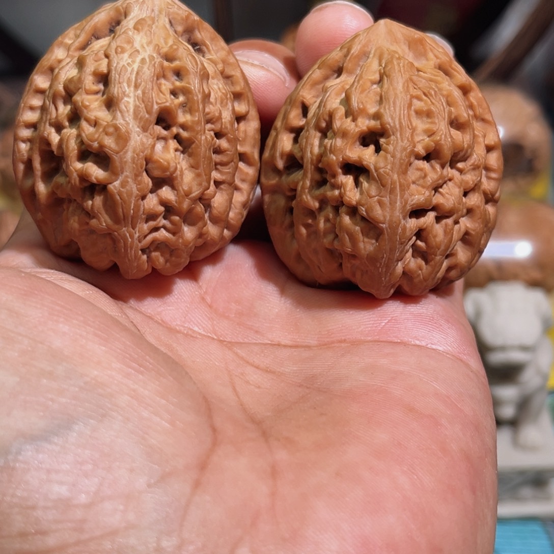 文玩核桃把件红锦鲤42