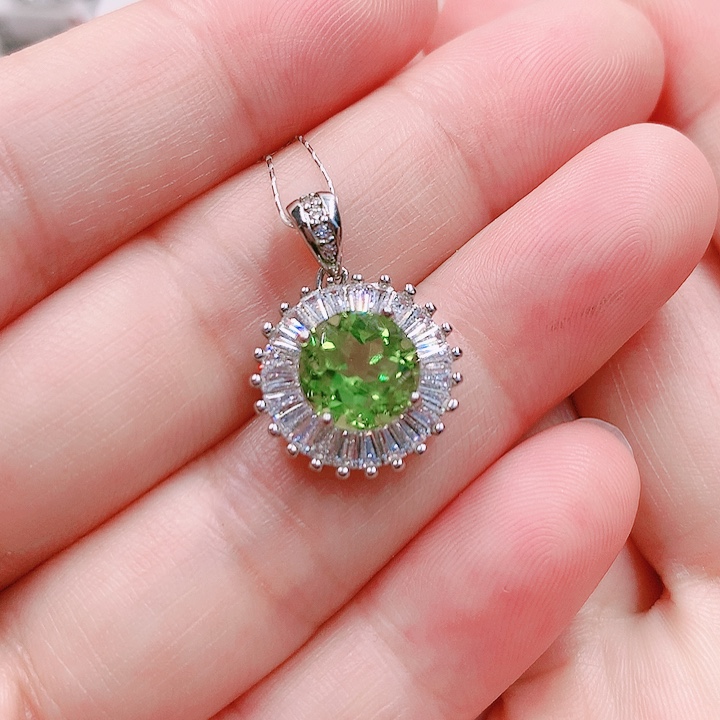 橄榄石吊坠(不含链)银S925镶嵌