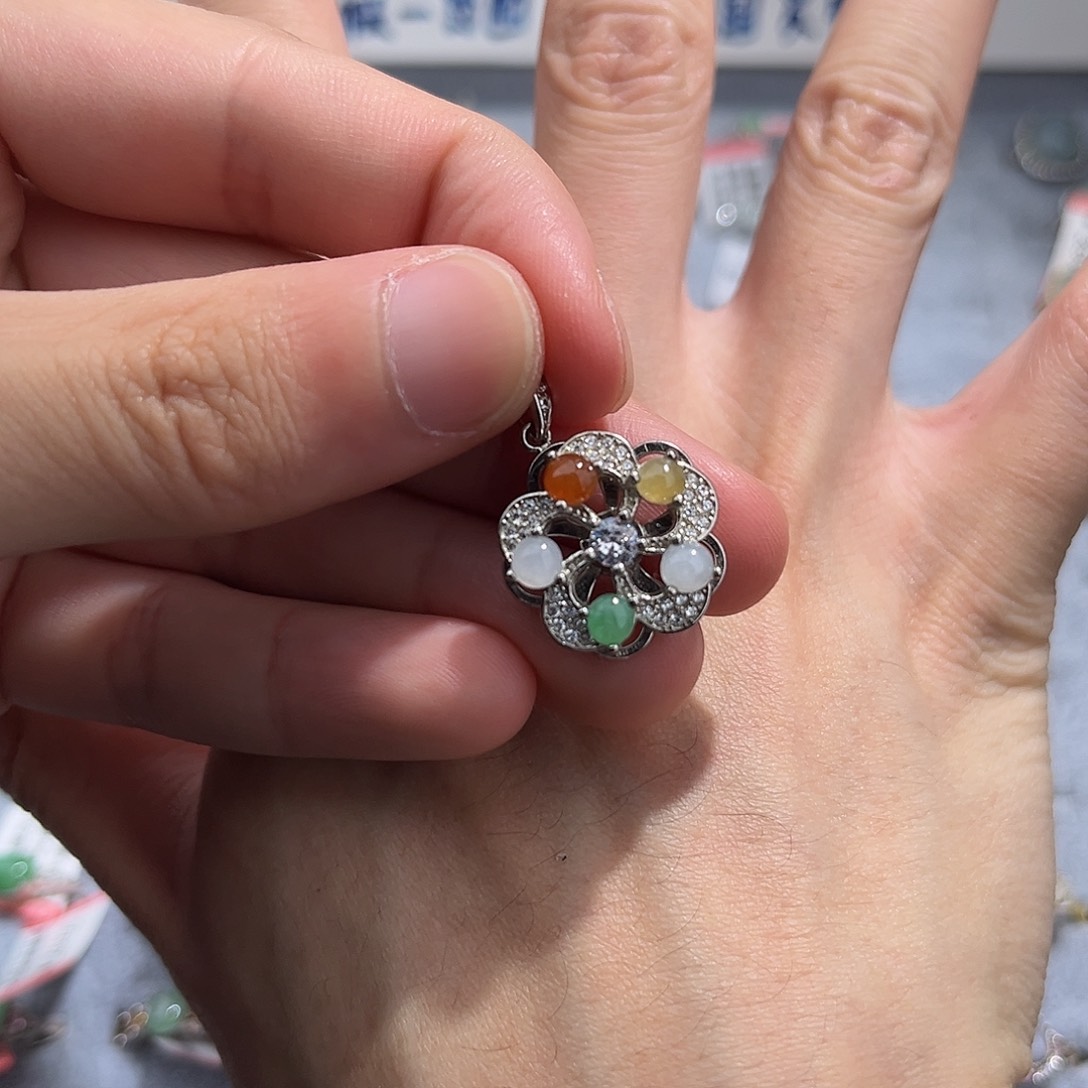 翡翠颈饰银S925镶嵌67889