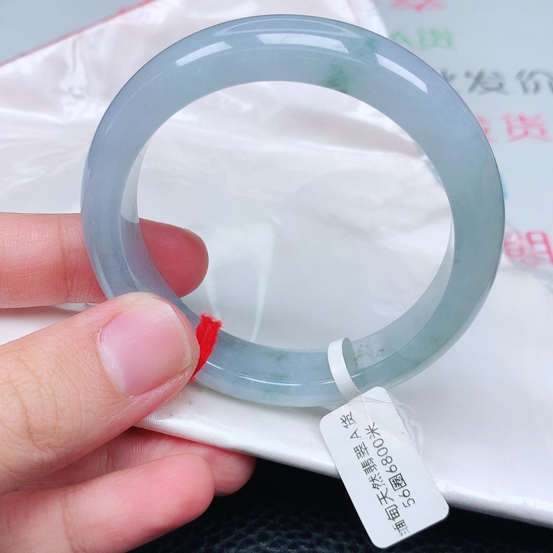 未镶嵌手镯翡翠天然翡翠手镯