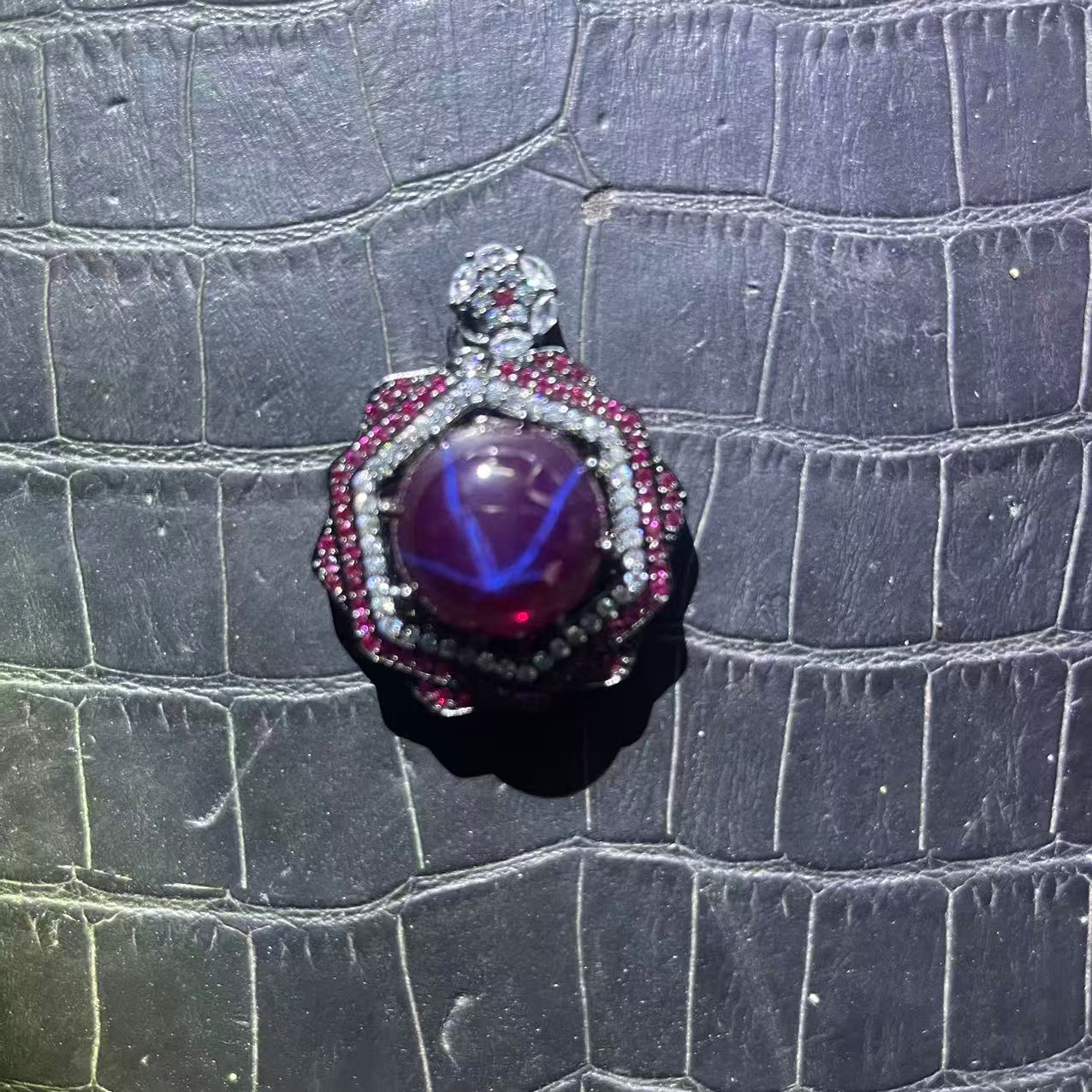 【高端定制】XGB-24300尚设计吊坠多样性发一件